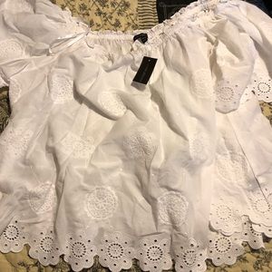 NWT LaneBryant peasant top off shoulder